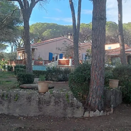 Villa L'esbadaia
