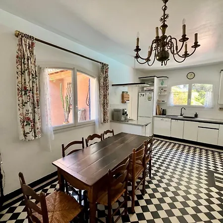 Villa L'esbadaia Saint-Raphael (Var)